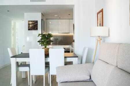 Apartamento De 3 Dormitorios Piscina Y Parking Calpe Exterior photo