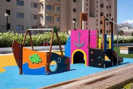 Apartamento De 3 Dormitorios Piscina Y Parking Calpe Exterior photo